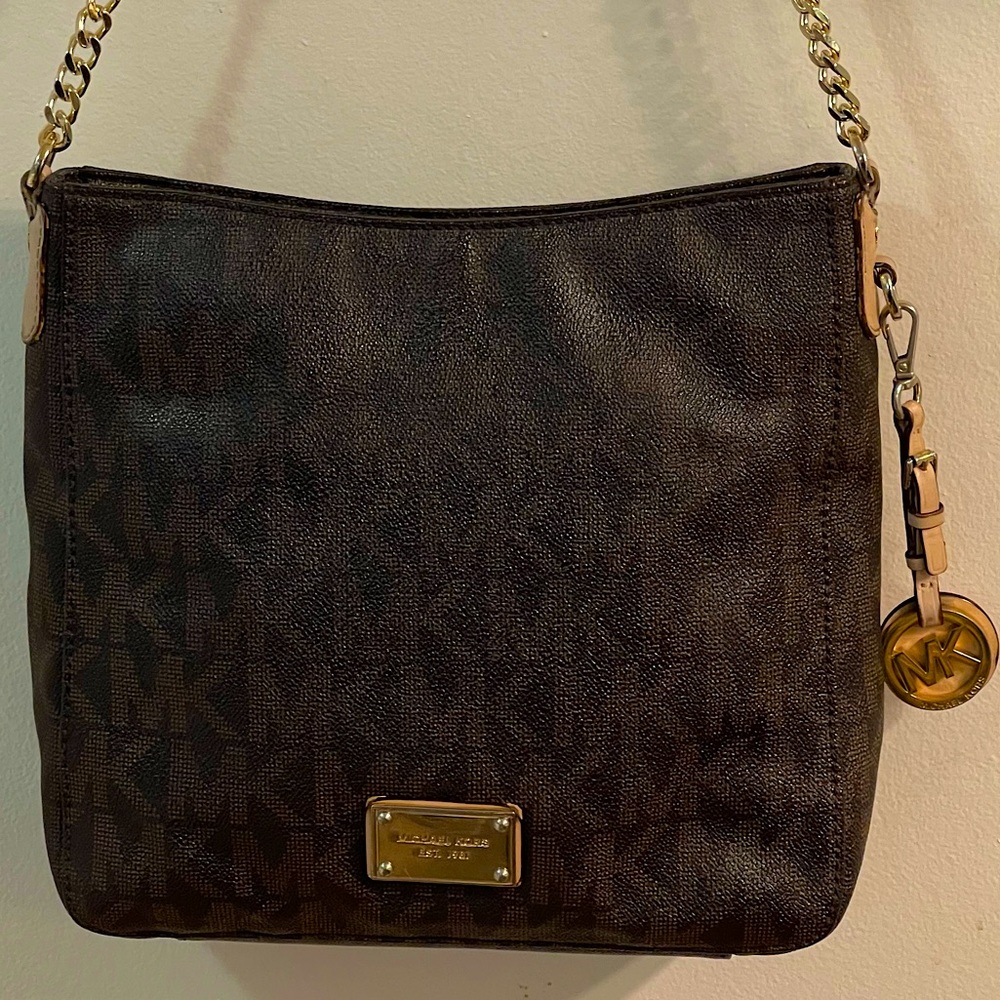 Michael Kors Jet Set Shoulder Bag